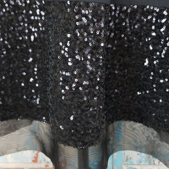 Vera Wang Tank Top - Picture 2 of 7